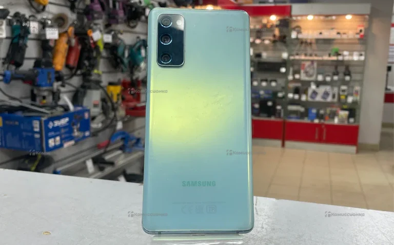 Samsung Galaxy S20 FE 6/128 ГБ
