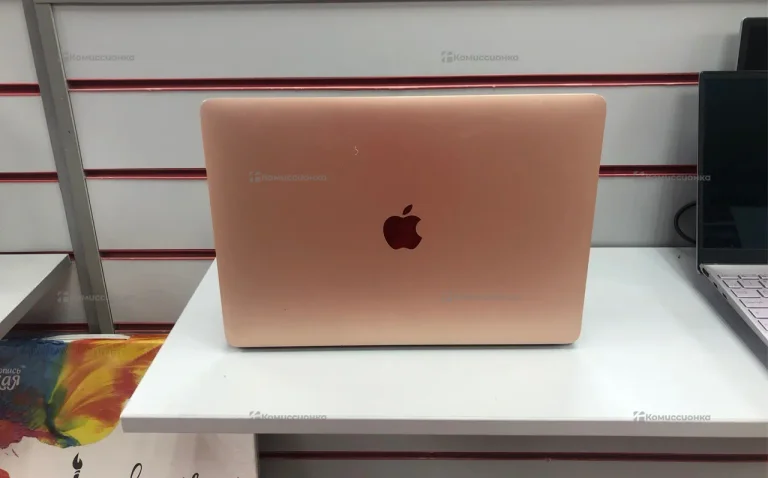 Macbook air m1 8/256