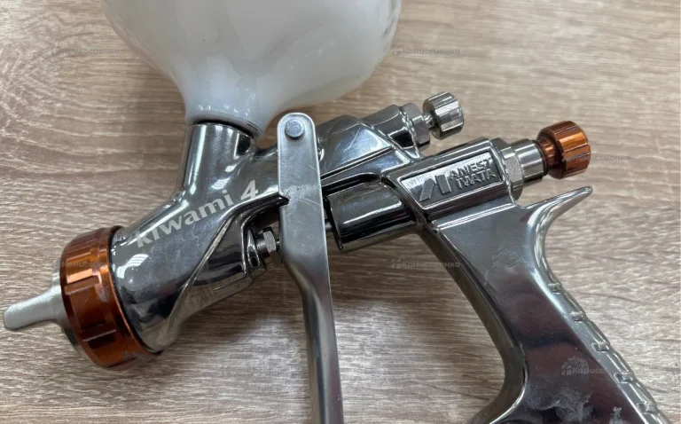 Краскопульт Anest Awata Kiwami 4