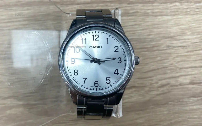 Часы  Casio