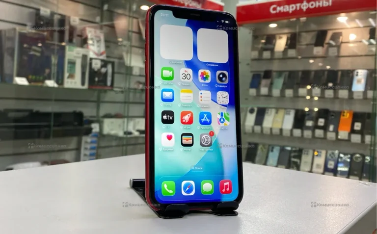 Apple iPhone 11 4/64 ГБ