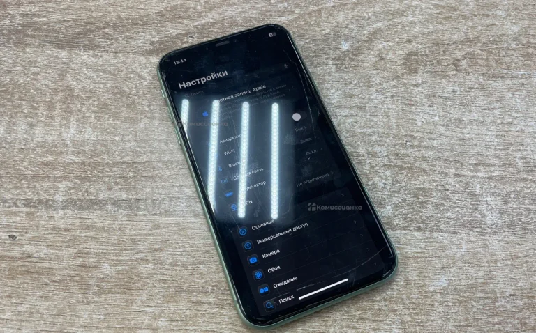 Apple iPhone 11 4/64 ГБ