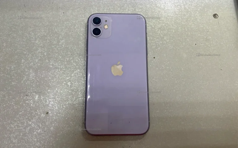 Apple iPhone 11 4/128 ГБ