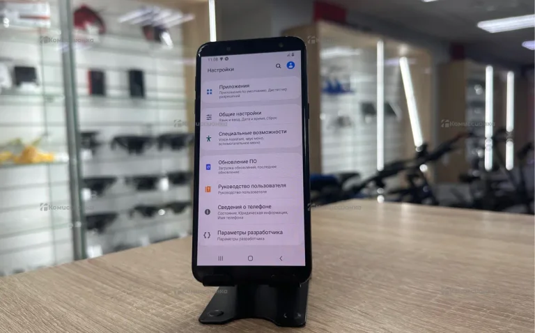 Samsung Galaxy J6 2/32 ГБ