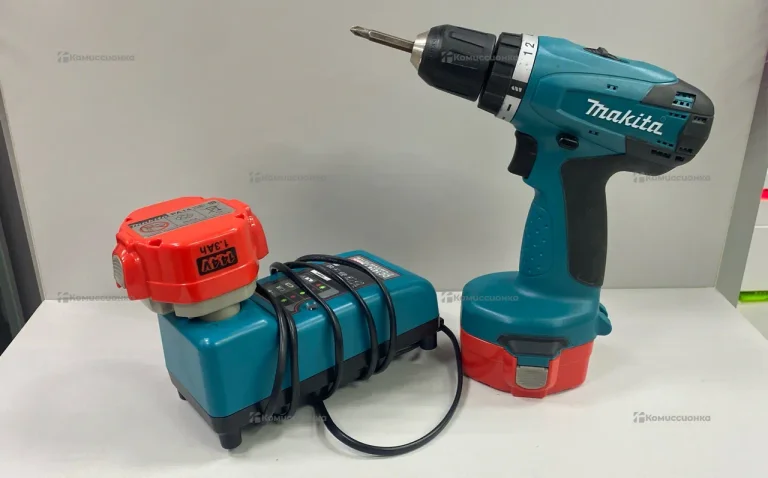 Шуруповерт Makita 6281D