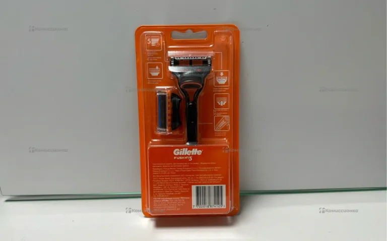 Бритва Gillette Fusion 5 с 2 сменными кассетами