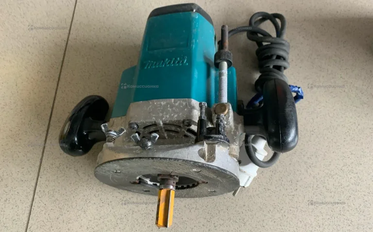 Фрезер Makita 3612