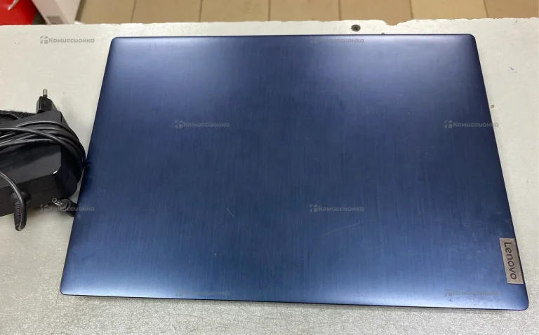Ноутбук  Lenovo Ideapad 3(81W0)