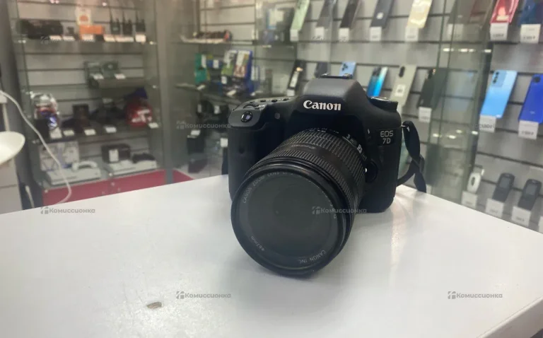 Фотоаппарат Canon EOS 7D