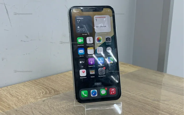 Apple iPhone XR 3/64 ГБ