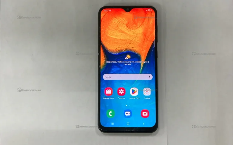 Samsung Galaxy A20 3/32 ГБ