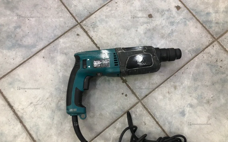 Перфоратор makita HR2470