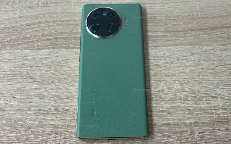 Tecno Spark 20 Pro + 8/256