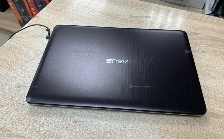 Ноутбук ASUS X540Y