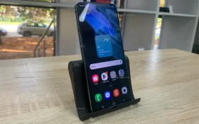 Samsung Galaxy S21 8/128 ГБ