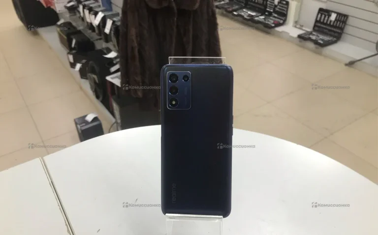 Realme Q3s 8/128 ГБ