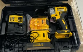 Шуруповерт DeWalt DCF887