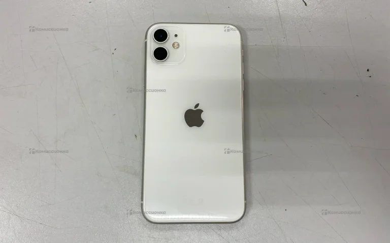 Apple iPhone 11 4/128 ГБ