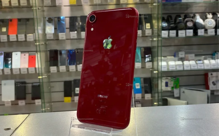 Apple iPhone XR 64 ГБ