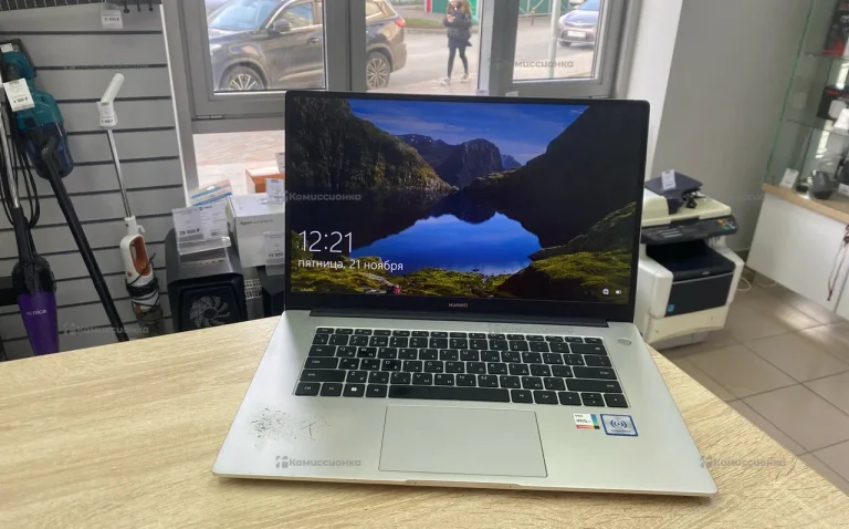 Ноутбук  huawei bod-wxx9