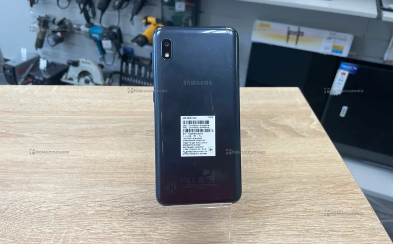 Samsung Galaxy A10 3/32 ГБ