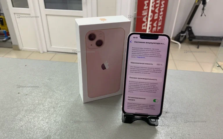 Apple iPhone 13 mini 4/128 ГБ.