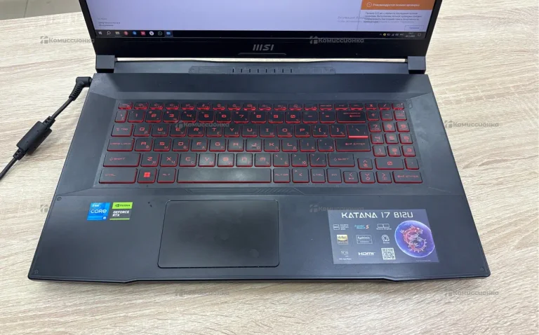 Ноутбук MSI Katana 17 B12UCR-1024XRU