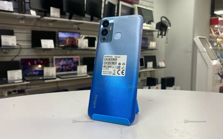 Infinix HOT 12 PLAY NFC 4/64Gb