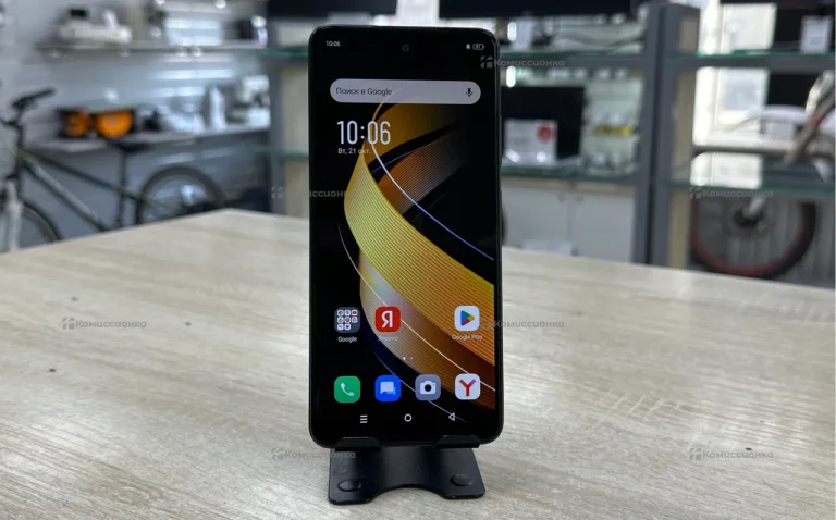 Infinix Smart 8 3/64 ГБ