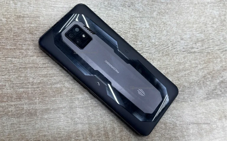 ZTE nubia RedMagic 7 Pro 16/256 ГБ