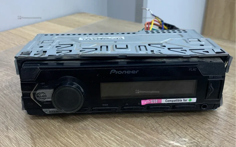 Автомагнитола  Pioneer S120UBG