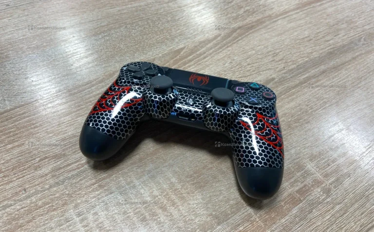 PS4. Джойстик.