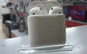 Наушники Apple AirPods