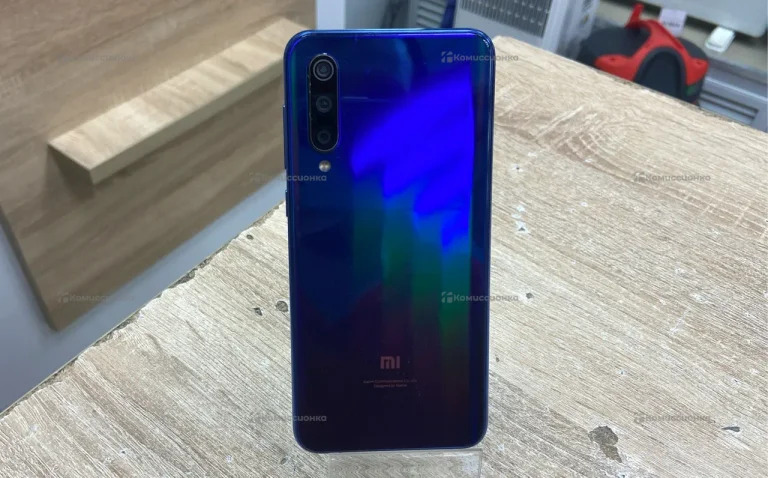 Xiaomi Mi 9 SE 6/64 ГБ