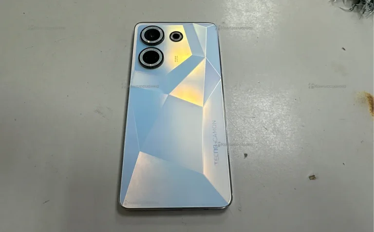 Tecno Camon 20 8/256 ГБ