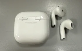 Наушники Apple AirPods 4 с шумоподавлением