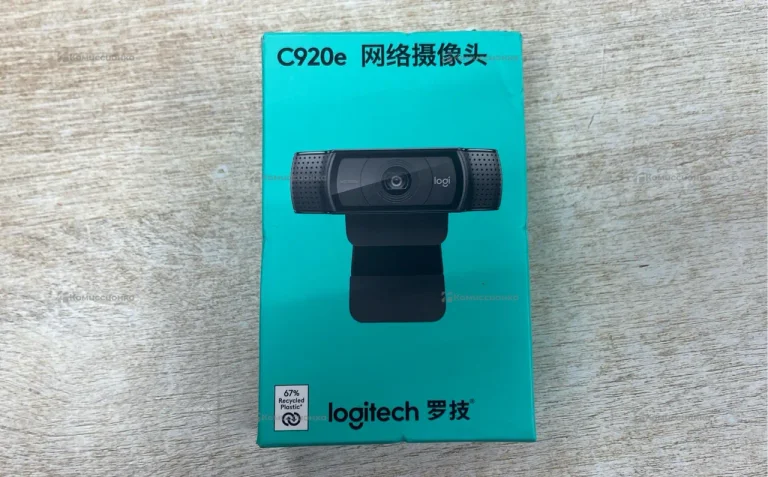 Веб камера Logitech C920e