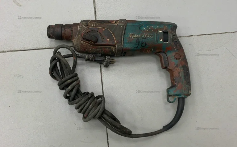Перфоратор makita HR2470