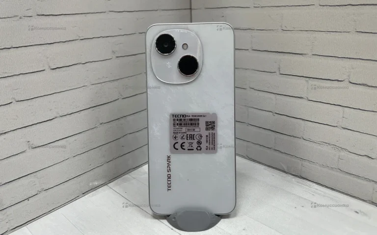 Tecno Spark Go 1 4/128 ГБ