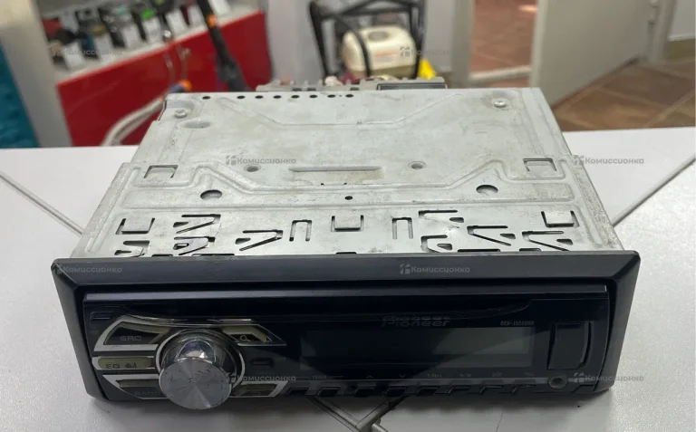Автомагнитола  Pioneer DEH-1500UB