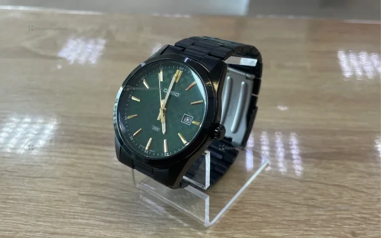 Часы  Casio
