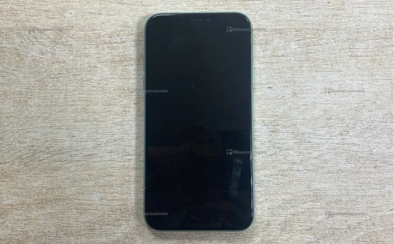 Apple iPhone 11 4/64 ГБ