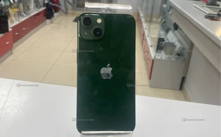 Apple iPhone 13 4/128 ГБ