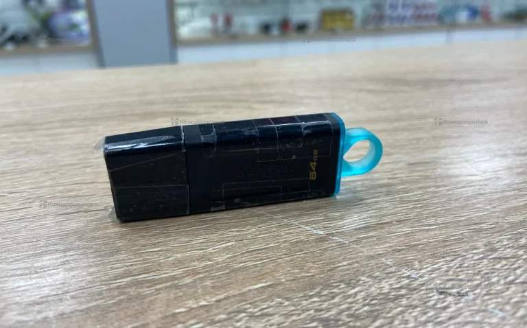 Флеш накопитель Kingston 64Gb