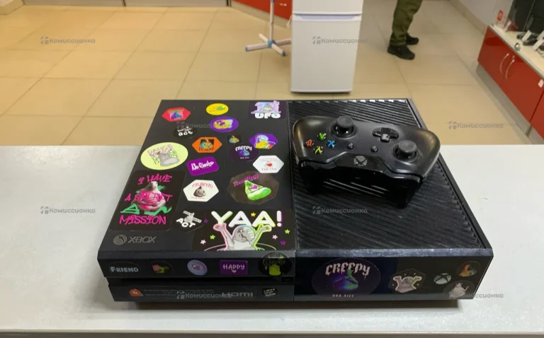 Приставка Xbox One 500Gb