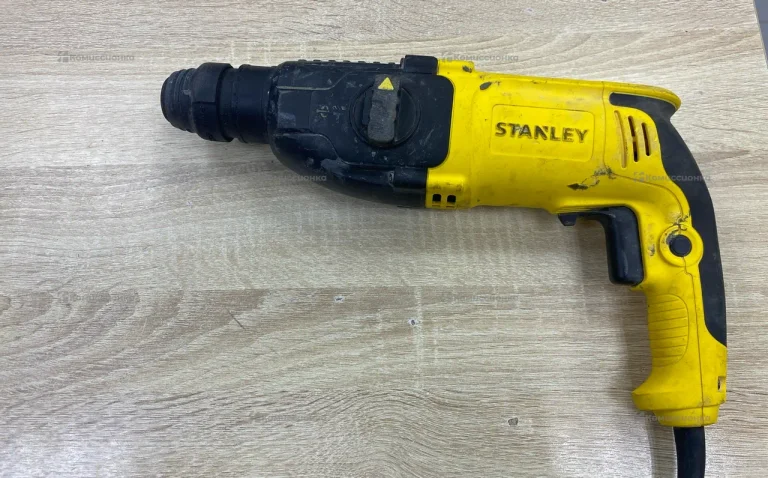 Перфоратор STANLEY SHR263K