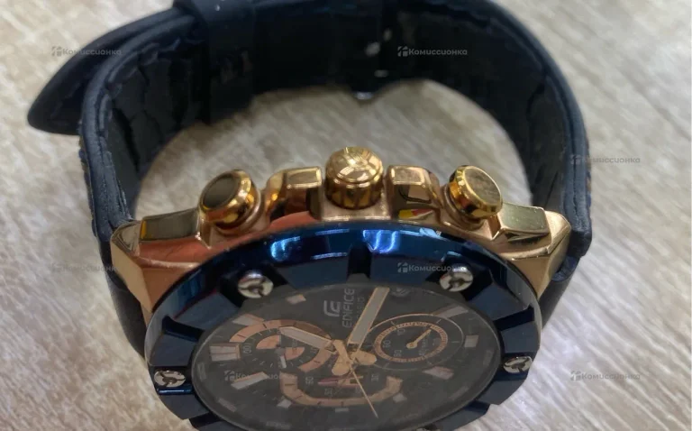 Часы  EDIFICE CASIO WR100M