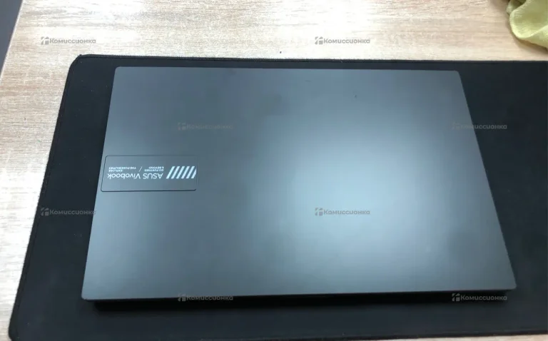 Ноутбук  ASUS Vivobook E1504FA