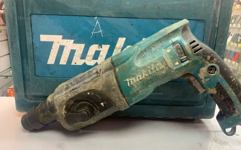 Перфоратор makita HR2470