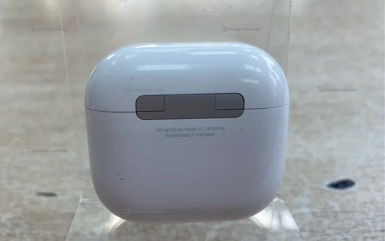 Наушники  AirPods 4
